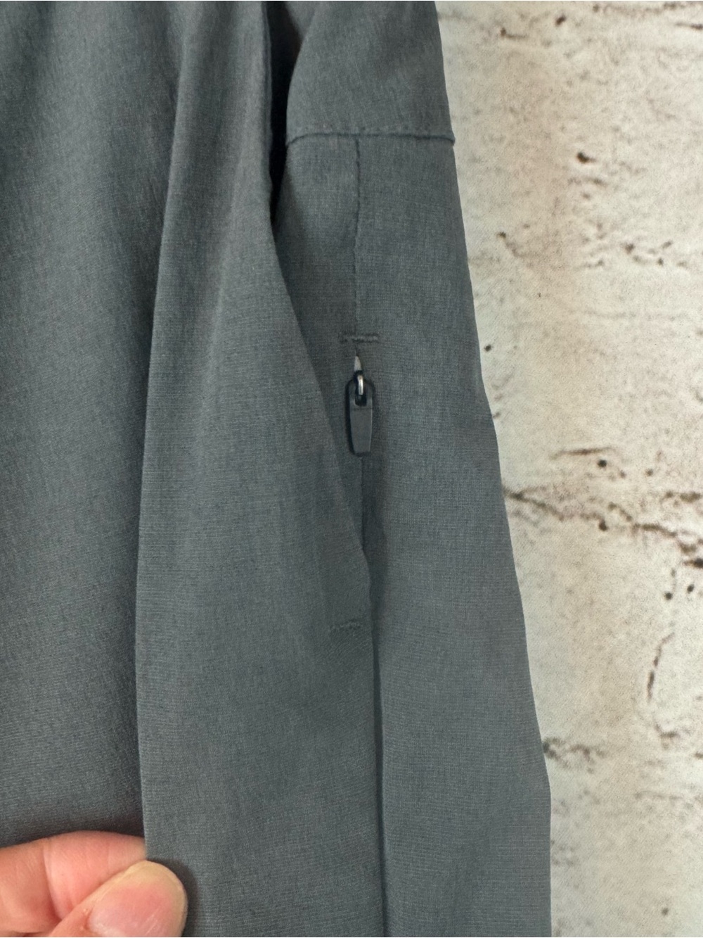 Vuori Men's Size 30 Aim Shorts V368 Dark Grey Golf Travel Everyday  $74 Stretch - Picture 5 of 12